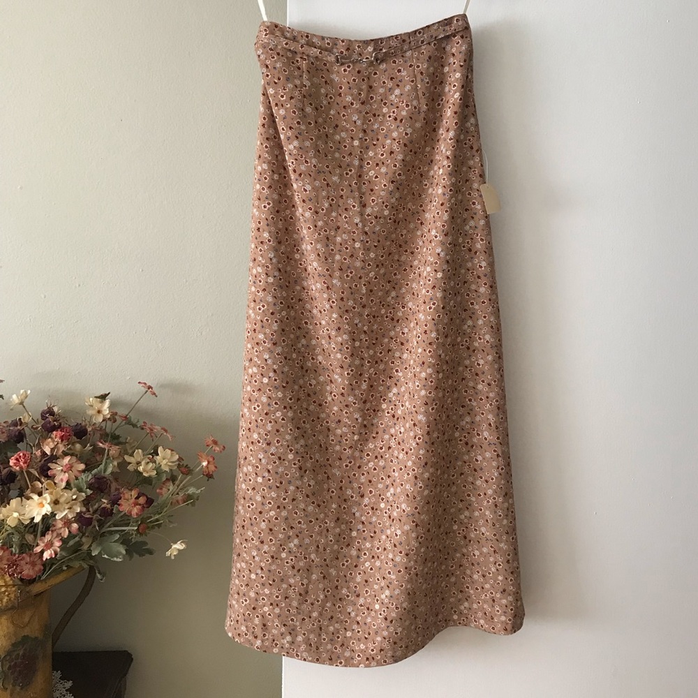 NWT Tokyo Express Long floral skirt size XS/SMALL
